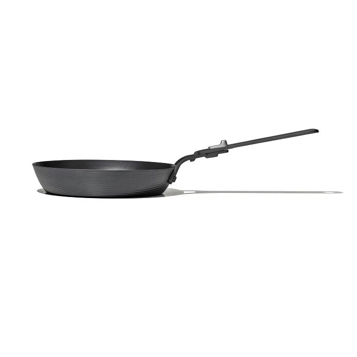 Carbon Steel With Removable Handle 8in Pan